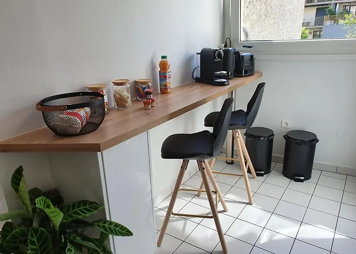 Magnifique Appartement Avec Garage Prive Et Terrasse